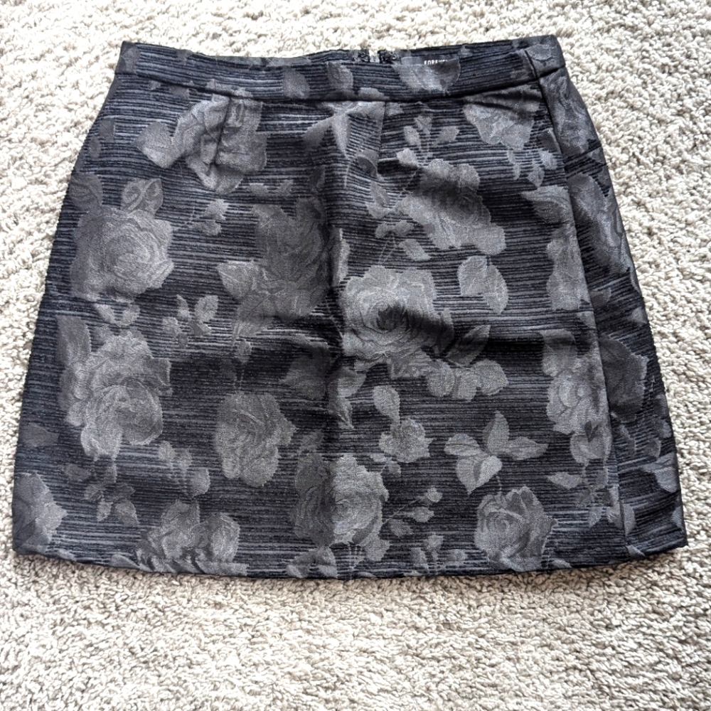 Forever 21 jacquard mini skirt